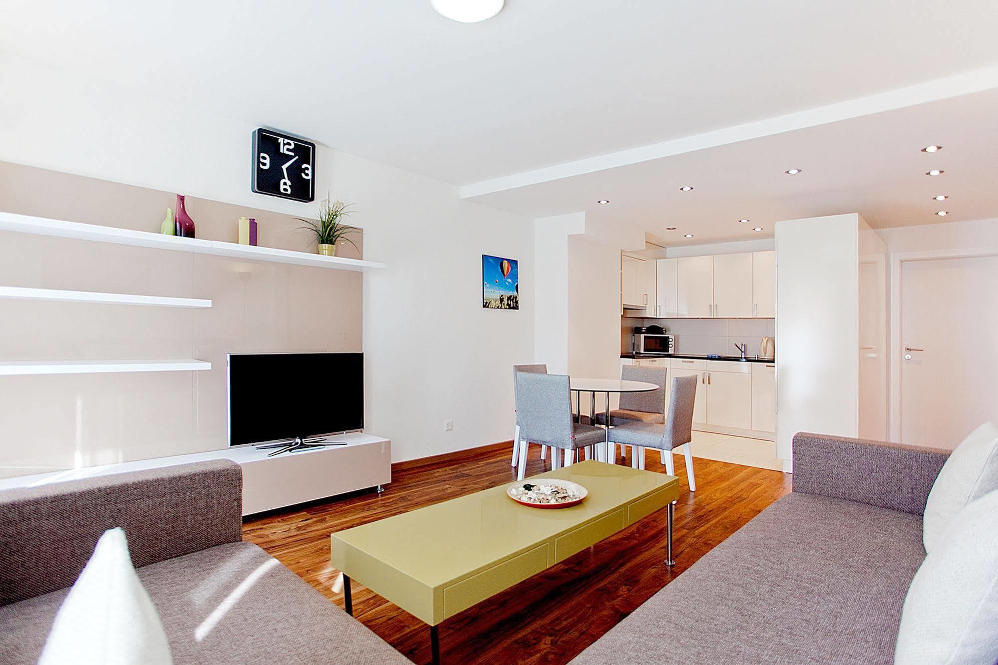 Premium Apartments By Livingdowntown Цюрих Екстер'єр фото